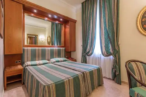 RH Hotel Lux in Rome, foto 12