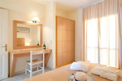 Mare Hotel Apartments in Georgioupolis — foto 23