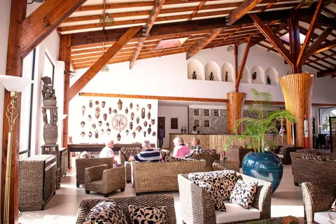 Ocean Bay Hotel in Serrekunda — foto 18
