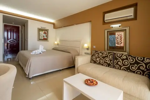 Kamari Plus Hotels in Λάρδος — foto 11