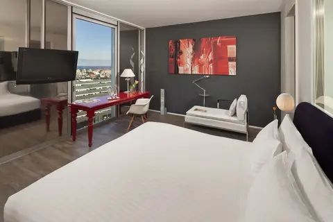 Meliá Barcelona Sky in Barcelona — foto 11