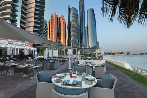 Khalidiya Palace Rayhaan in البطين — foto 8