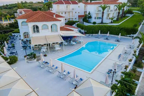 Princess Art Hotel in Μηνιά — foto 10