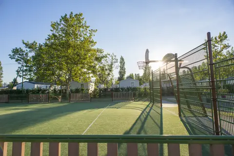 Camping Les Rives De Condrieu in Condrieu — foto 4