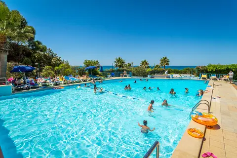 Mónica Isabel in Albufeira — foto 3