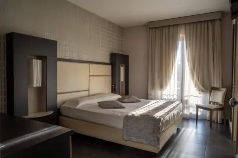 Première in Giugliano in Campania, foto 27