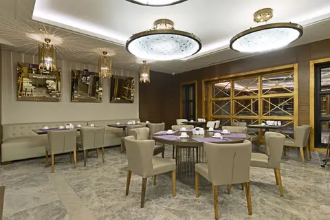 Mövenpick Hotel & Thermal Spa Bursa in Osmangazi — foto 4
