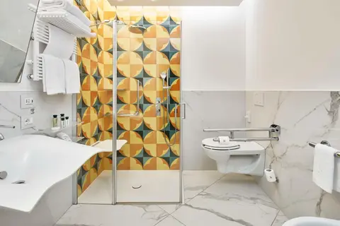 De Bonart Naples, Curio Collection by Hilton in Napels — foto 21