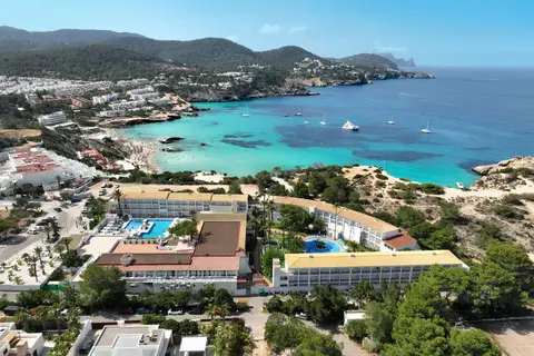 Hotel Vibra Cala Tarida in Sant Josep de sa Talaia, foto 2