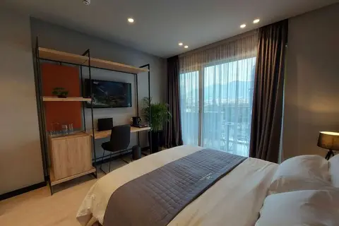 Mulaj Hotel in Tirana — foto 3