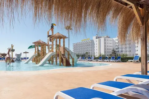 HSM Canarios Park in Cales de Mallorca — foto 11