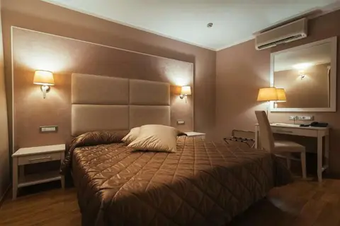 Hotel Centrale Olbia in Olbia — foto 8