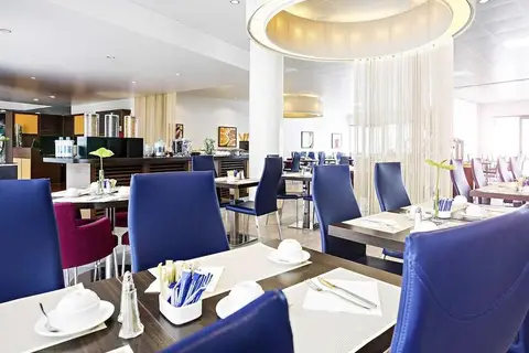 Novotel Milan Malpensa Airport in Cardano al Campo — foto 9