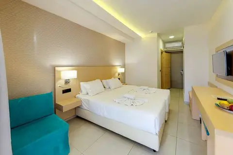 Marika Hotel in Agia Marina — foto 6