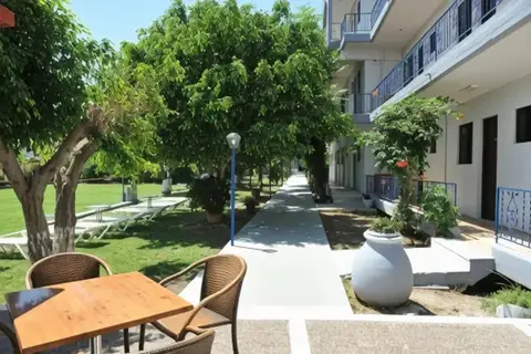 Maritime Hotel Apartments in Κρεμαστή — foto 6
