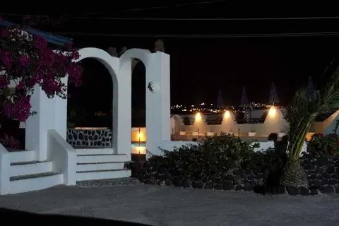Adamastos in Δημοτική Ενότητα Θήρας — foto 10