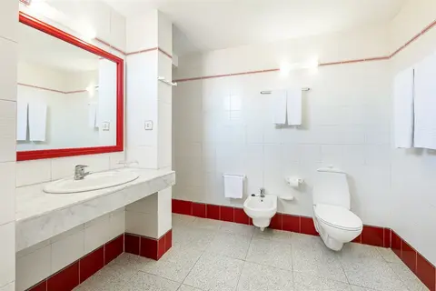 Apartamentos LIVVO Koala Garden in Las Palmas de Gran Canaria — foto 13