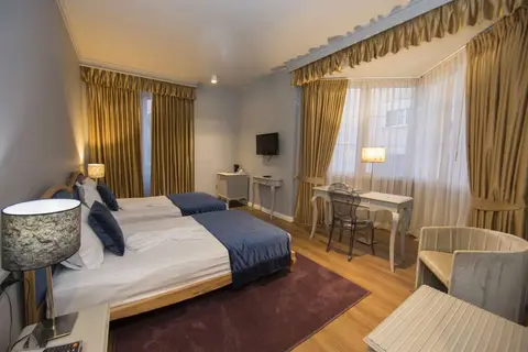 Classic Hotel in Tirana — foto 2