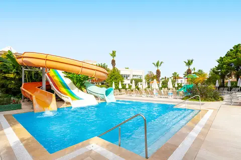 Palm Wings Kusadasi Beach Resort&Spa in Kuşadası — foto 5