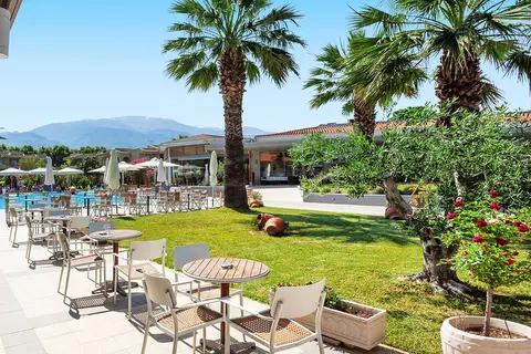 Hotel Poseidon Palace in Λεπτοκαρυά — foto 25