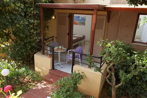 Latania Studios & Apartments in Δημοτική Ενότητα Μαλίων — foto 27