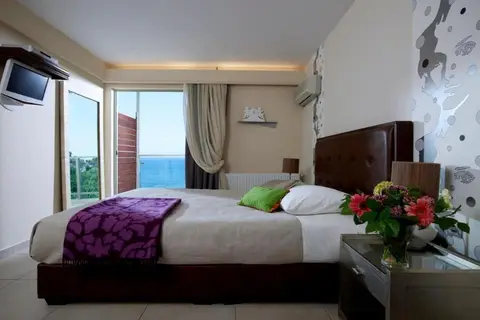 Belle Helene Hotel in Άγιος Γεώργιος — foto 7
