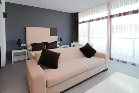 Apolo Suites Rentalmar in Salou, foto 26