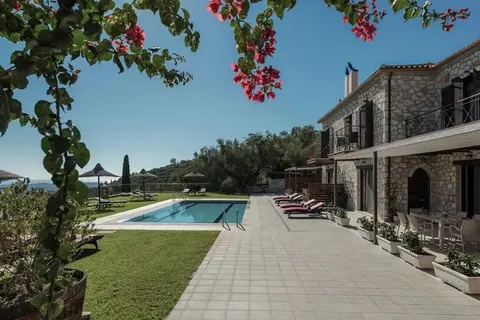 Agrikia Villa in Municipal Unit of Artemisia