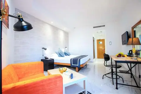 BM Beach Hotel in Ras al-Khaimah — foto 11