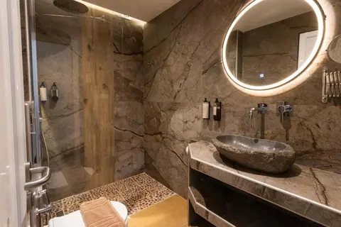 Royal Hotel and Suites in Δημοτική Ενότητα Παλλήνης — foto 25