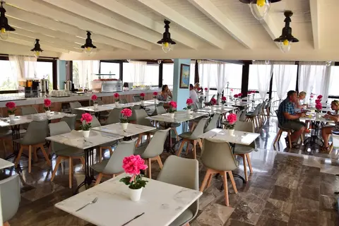 Lido Corfu Sun Hotel in Μπενίτσες — foto 27