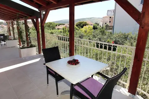 Villa Rustica Dalmatia Depadance in Seget Vranjica