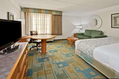 La Quinta Inn & Suites by Wyndham Ft. Lauderdale Airport in Hollywood — foto 25