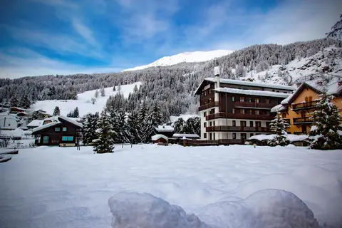 Breithorn Lodge in Étroubles — foto 17