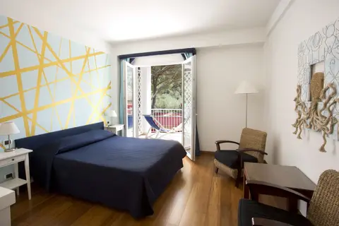 Hotel Kalura in Cefalu — foto 26