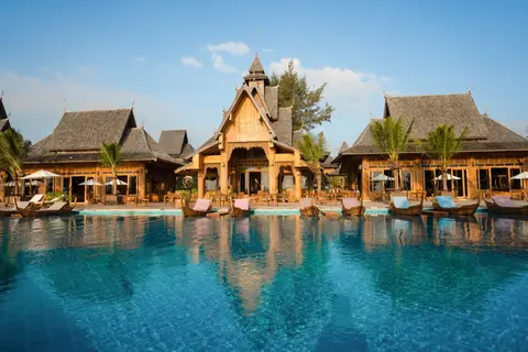 Santhiya Phuket Natai Resort & Spa in โคกกลอย