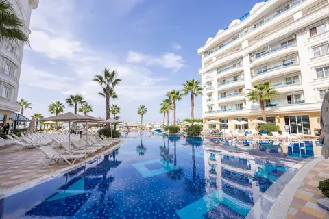 Grand Blue Fafa Resort in Golem