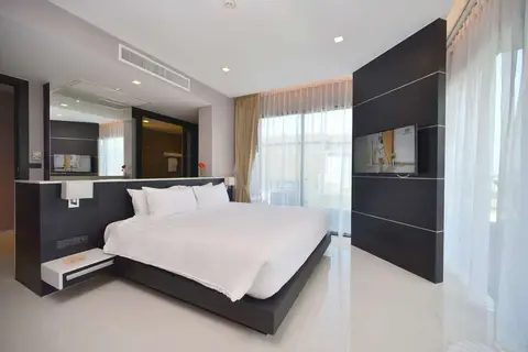 The Charm Resort Phuket in ตำบลป่าตอง — foto 15