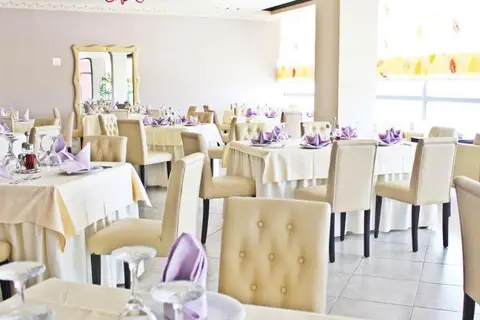 Aurelis Hotel in Tirana — foto 29