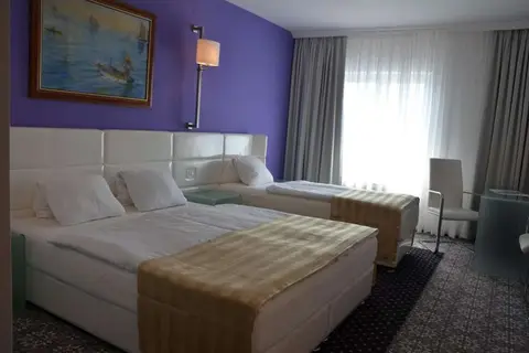 Phoenix Hotel in Zagreb — foto 4