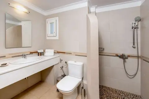 Finikas Hotel in Δήμος Νάξου και Μικρών Κυκλάδων — foto 19