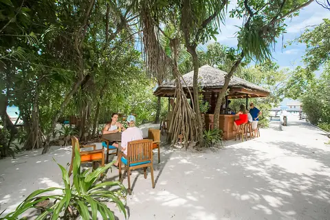 NH Collection Maldives Reethi Resort in Fonimagoodhoo — foto 28