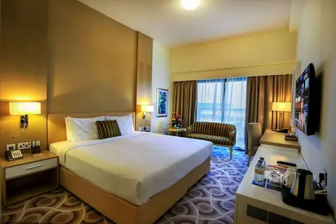 Metropolitan Hotel Dubai in Dubai — foto 4