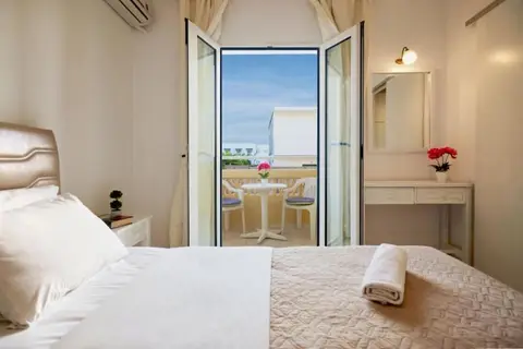 Irini Studios in Irinis Stalís — foto 15