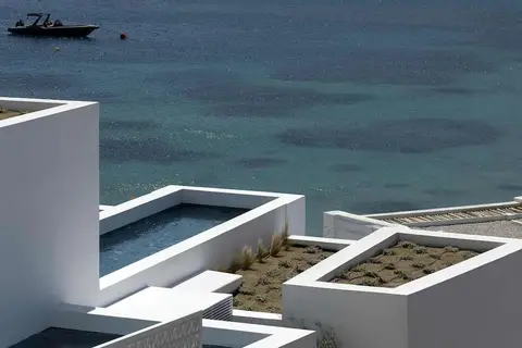 Cubic Hotel in Ορνός — foto 18