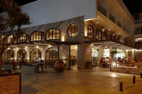 MelpoAntia Luxury Apartments & Suites in Ayia Napa — foto 6