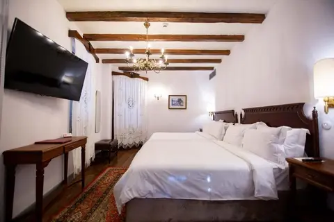 Vila Ebel in Korca — foto 8
