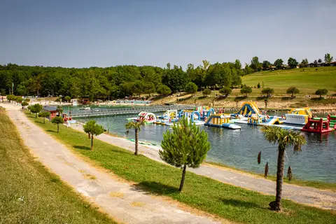 Vakantiepark Hameaux Des Lacs in Monclar-de-Quercy — foto 10