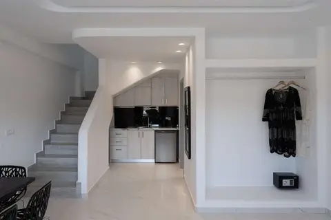Black Stone Villas in Thira Municipal Unit, foto 15
