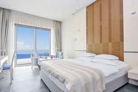Bracera in Budva — foto 15